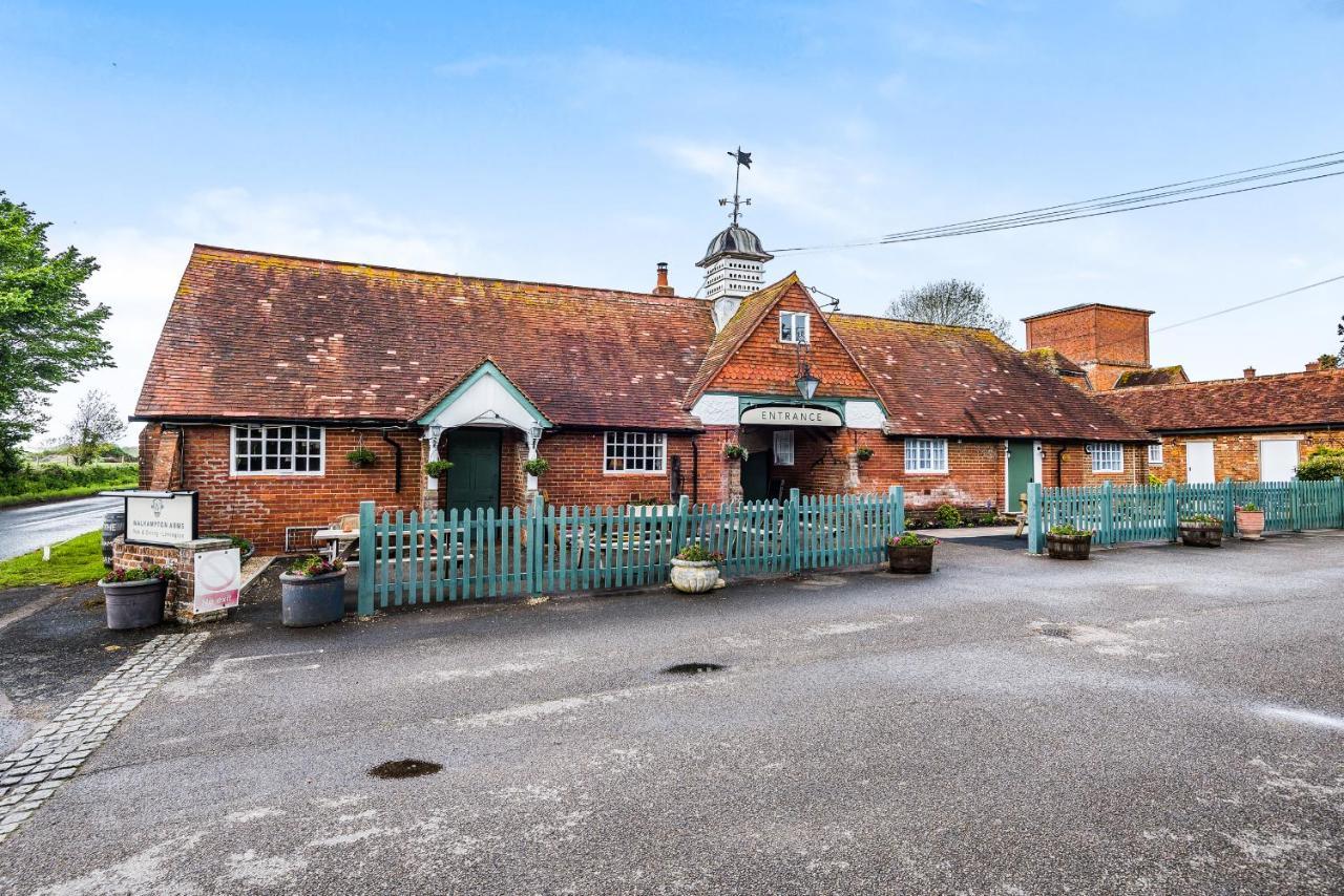 Bed and Breakfast The Walhampton Arms à Lymington Extérieur photo