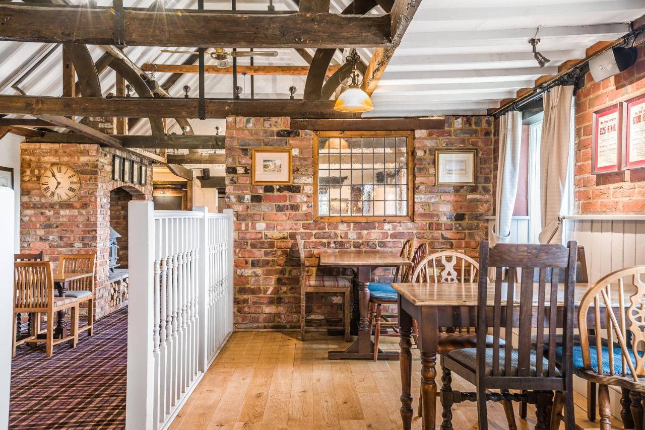 Bed and Breakfast The Walhampton Arms à Lymington Extérieur photo