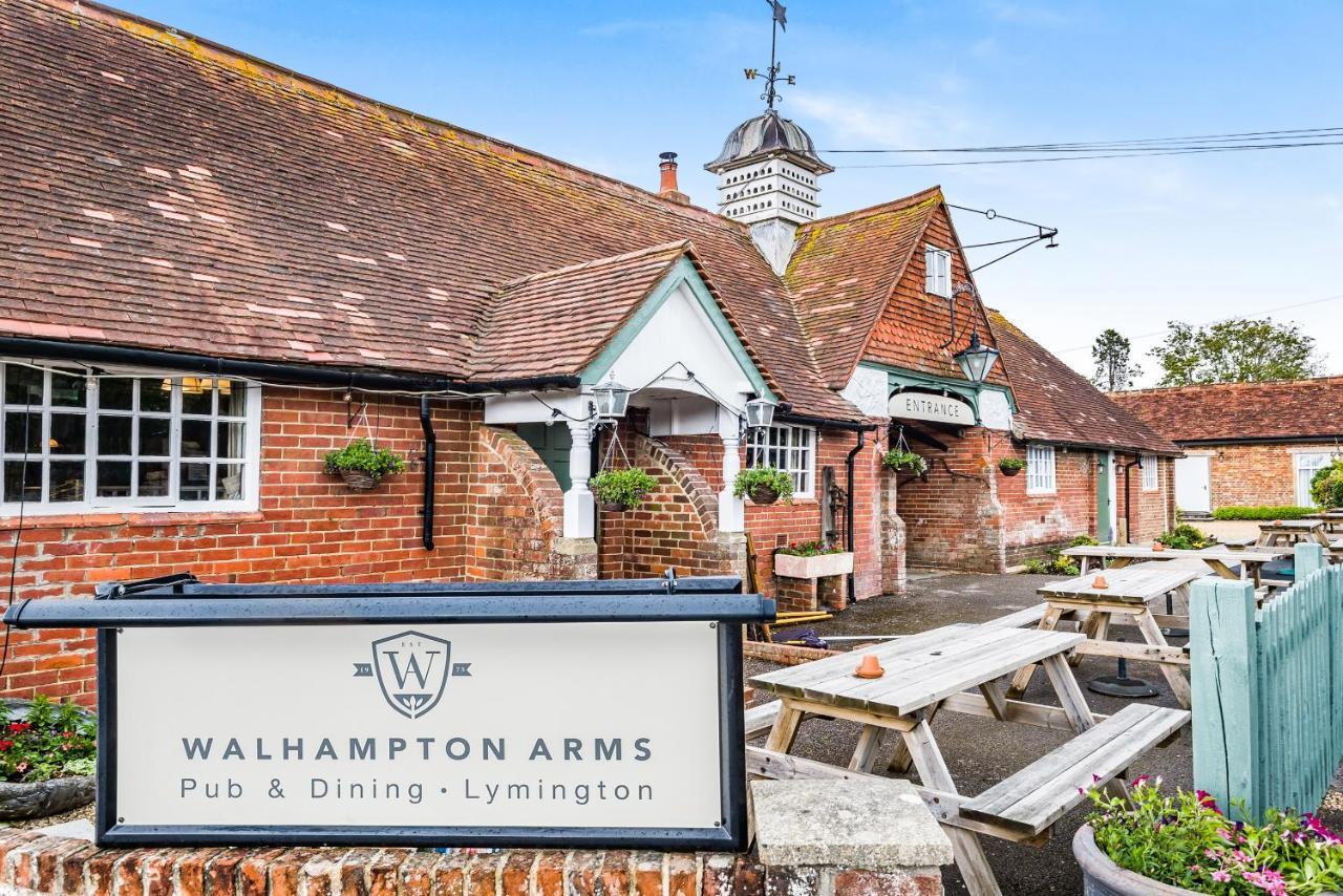 Bed and Breakfast The Walhampton Arms à Lymington Extérieur photo