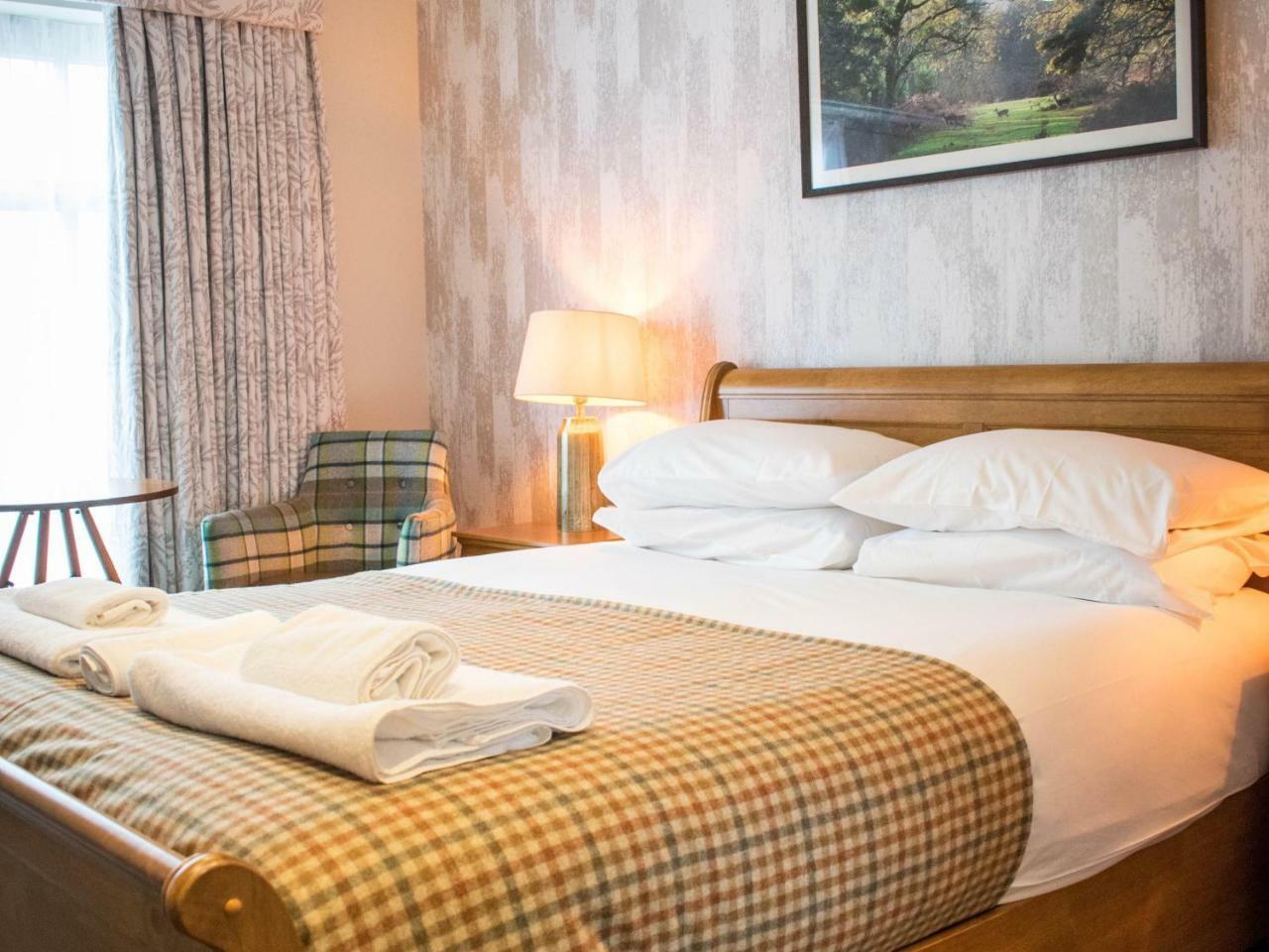 Bed and Breakfast The Walhampton Arms à Lymington Extérieur photo